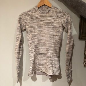 Lululemon long sleeve shirt